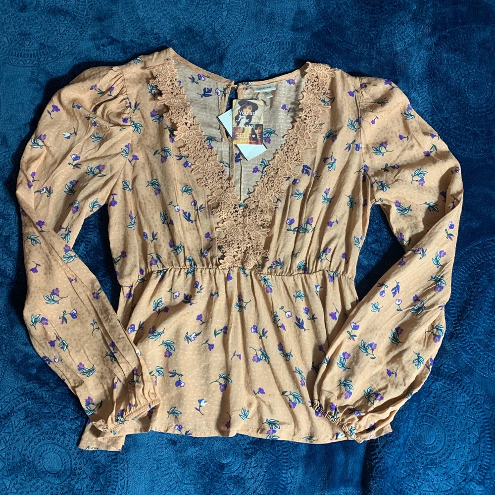 SELF 💙E by Self Esteem Women’s Top Medium